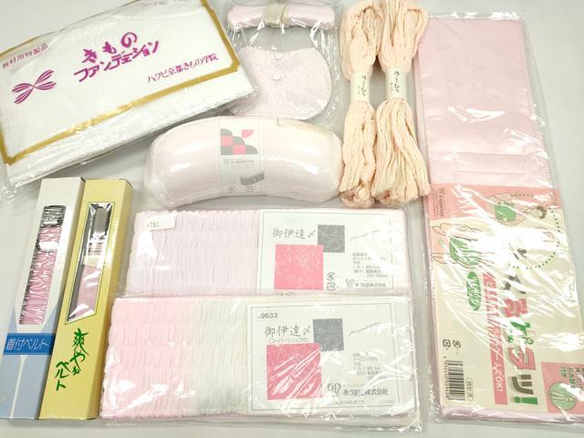 平和屋着物▼和装小物　着付け用品まとめて10点　帯板　帯枕　伊達締め　着物ベルト　腰紐　ソフトパッド　未使用多数　逸品　CABL2719ju