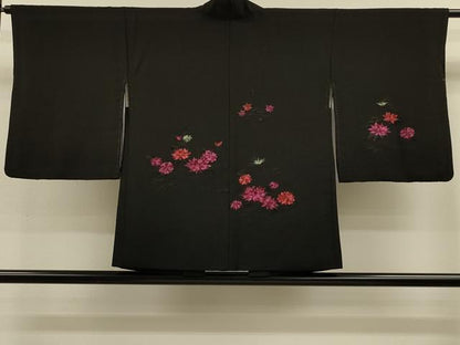 平和屋着物＃羽織 総刺繍 風景草花文 黒地 正絹 逸品 CABL2920in