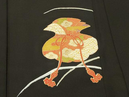 平和屋着物＃羽織 駒刺繍 金嚢 黒地 金彩 正絹 逸品 未使用 CABL2924in
