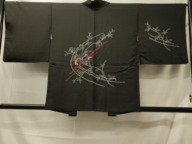 平和屋着物＃羽織 刺繍 流水草花文 黒地 正絹 逸品 CABL2929in