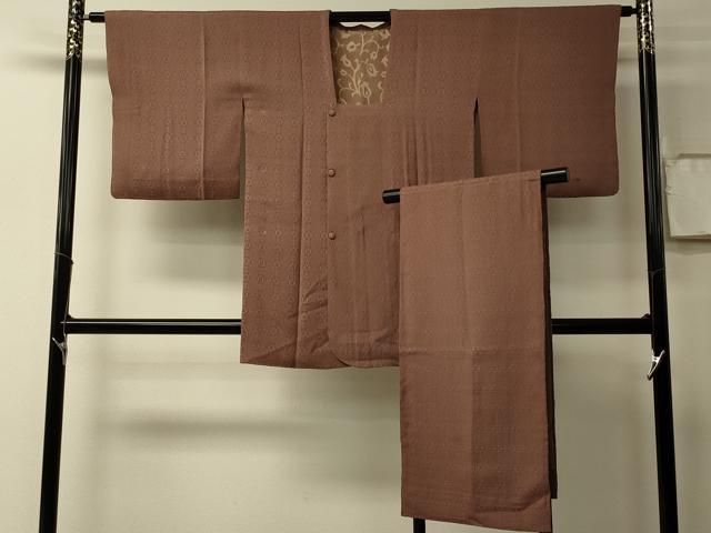 平和屋着物＃道行コート　色無地　菱地紋　香染色　ショール付き　正絹　逸品　CABL3003in