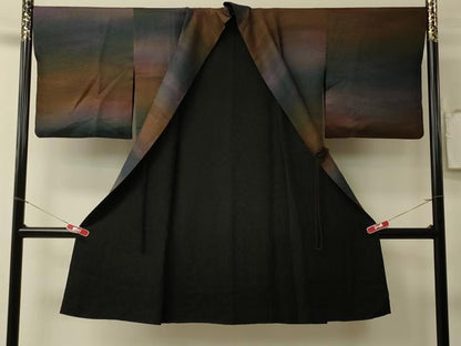 平和屋着物＃道中着　リバーシブル　横段霞文　暈し染め　黒地　ロング丈　正絹　逸品　CABL3014in