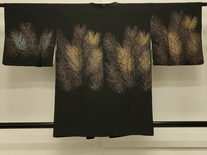 平和屋着物＃道行コート　寿光織　草葉文　黒地　金糸　正絹　逸品　CABL3031in