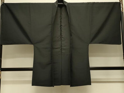 平和屋着物＃男性　長羽織　霞文　黒地　キングサイズ　洗える着物　CABL3049in