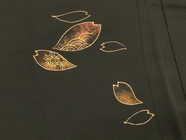 平和屋着物＃羽織　舞桜文　乱菊　黒地　金彩　正絹　逸品　CABL3075in