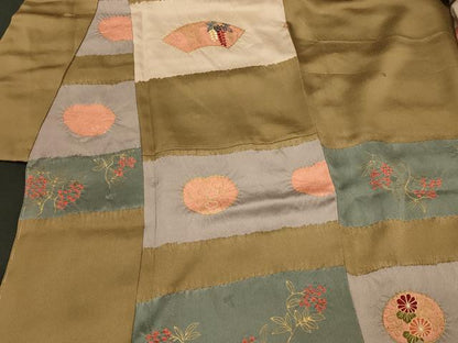 平和屋着物▼創作着物　訪問着　駒刺繍　絞り　横段草花文　金彩　正絹　逸品　未使用　CABL3077in