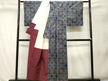 平和屋着物■本場大島紬　7マルキ　幾何学文　正絹　逸品　CABL3214ev