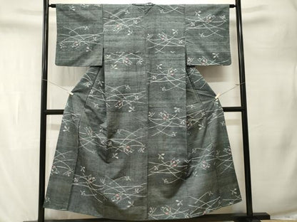 平和屋着物■上質な紬　芝草舞花文　正絹　逸品　CABL3268ev
