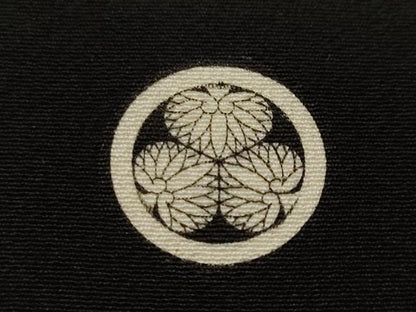 平和屋着物■豪華黒留袖　駒刺繍　松花丸文　藤花房　暈し染め　金彩　正絹　逸品　CABL3358ev
