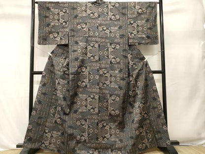 平和屋着物■本場大島紬　切嵌更紗花文　正絹　逸品　CABL3469ev
