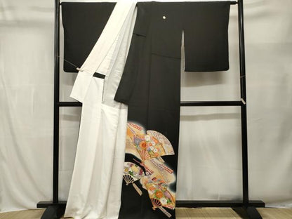 平和屋着物■豪華黒留袖　駒刺繍　扇草花文　暈し染め　金彩　正絹　逸品　CABL3530ev