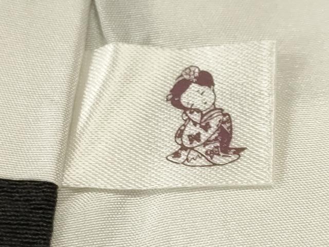 平和屋着物■豪華黒留袖　作家物　駒刺繍　藤花房色紙重ね宝尽し花文　金彩　正絹　逸品　CABL3538ev