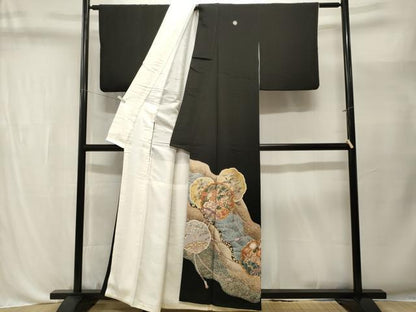 平和屋着物■豪華黒留袖　駒刺繍　鏡裏流水花鳥文　暈し染め　金彩　正絹　逸品　CABL3570ev
