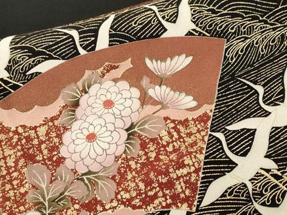 平和屋着物■豪華黒留袖　駒刺繍　立波飛鶴地紙花文　金彩　正絹　逸品　CABL3586ev