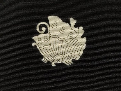 平和屋着物■豪華黒留袖　駒刺繍　天井群鶴草花文　暈し染め　金彩　正絹　逸品　CABL3620ev