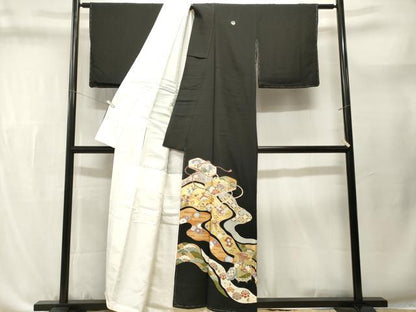 平和屋着物■豪華黒留袖　駒刺繍　道長宝尽し文箱貝桶花文　金彩　正絹　逸品　CABL3632ev