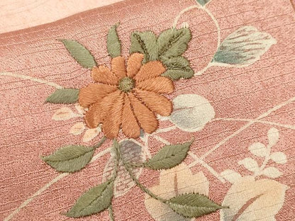 平和屋着物■中国三大刺繍　スワトウ刺繍　総刺繍　松皮菱草花文　シルエット　暈し染め　訪問着　　正絹　逸品　CABL3701ev