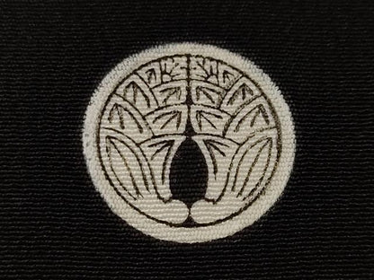 平和屋着物■豪華黒留袖　群鶴籬流水花文　金彩　正絹　逸品　CABL3798ev