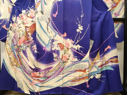 平和屋着物■豪華振袖　鬘帯枝花文　孔雀　鴛鴦　暈し染め　金彩　正絹　逸品　CABL3809ev