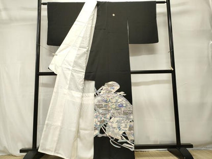 平和屋着物■豪華黒留袖　駒刺繍　地紙重ね鳳凰尾長鳥花文　銀彩　正絹　逸品　CABL3837ev