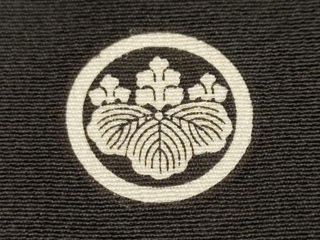 平和屋着物■豪華黒留袖　枝松遠山花唐草文　暈し染め　金彩　正絹　逸品　CABL3979ev
