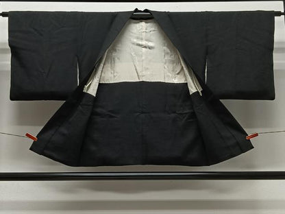 平和屋着物＃羽織　草花地紋　黒地　正絹　逸品　CABL4019ua