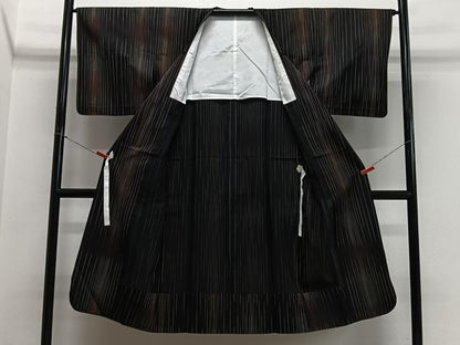 平和屋着物＃道行コート　雨コート　縞　黒地　ロング丈　正絹　逸品　CABL4056ua