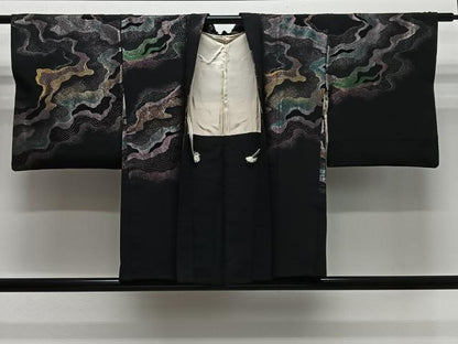 平和屋着物＃羽織　寿光織　流水文　黒地　金銀糸　正絹　逸品　CABL4100ua