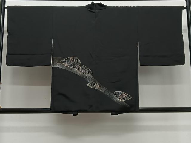 平和屋着物＃抽象文様　黒地　金彩　やまと誂製　正絹　逸品　CABL4117ua