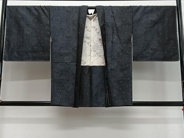 平和屋着物＃羽織　本場大島紬　花尽くし　黒地　正絹　逸品　未使用　CABL4129ua