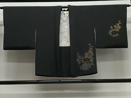 平和屋着物＃羽織　駒刺繍　花鼓　黒地　金彩　正絹　逸品　CABL4145ua