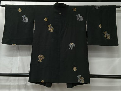 平和屋着物＃羽織　寿光織　陶器文　黒地　金銀糸　正絹　逸品　CABL4184ua