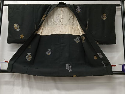 平和屋着物＃羽織　寿光織　陶器文　黒地　金銀糸　正絹　逸品　CABL4184ua
