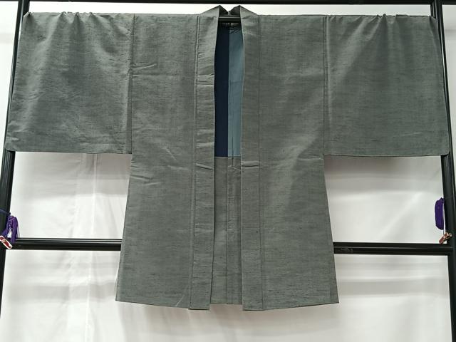 平和屋着物＃男性　長羽織　紬地　素鼠色　正絹　逸品　CABL4204ua