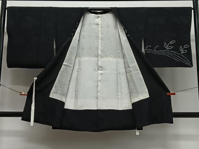 平和屋着物＃道行コート　絞り　流水枝花文　黒地　正絹　逸品　CABL4265ua