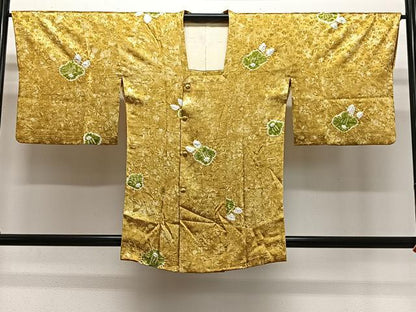 平和屋着物＃道行コート　絞り　舞花文　正絹　逸品　CABL4285ua
