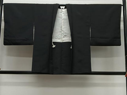 平和屋着物＃羽織　寿光織　枝花文　黒地　金銀糸　正絹　逸品　CABL4341ua