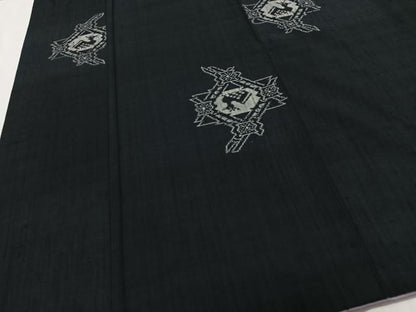 平和屋着物■上質な紬　幾何学鳥文　黒地　正絹　逸品　CABL4357ua