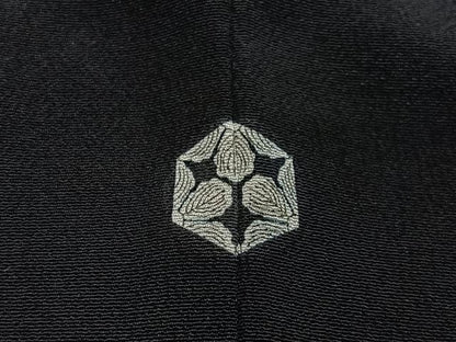 平和屋着物■豪華黒留袖　作家物　刺繍　流水風景文　暈し染め　金糸　正絹　逸品　CABL4380ua