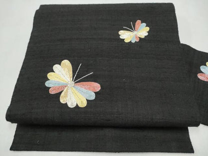 平和屋着物●九寸名古屋帯 生紬 駒刺繍 舞蝶文 黒地 正絹 逸品 CABL5067hy