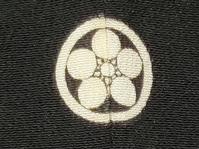 平和屋着物■豪華黒留袖　作家物　駒刺繍　群鶴草花文　暈し染め　金彩　正絹　逸品　CABL5685ou