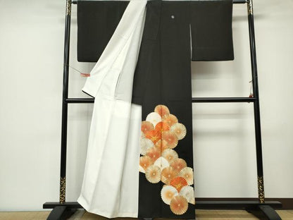 平和屋着物■豪華黒留袖　駒刺繍　菊　金糸　正絹　逸品　CABL5760ou