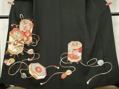 平和屋着物■豪華黒留袖　駒刺繍　貝桶花文　金彩　正絹　逸品　CABL5791ou