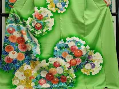 平和屋着物■豪華振袖　駒刺繍　草花丸文　暈し染め　金彩　正絹　逸品　CABL5890ou