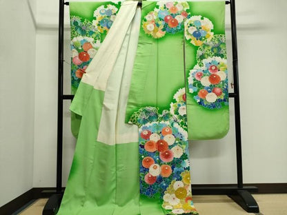 平和屋着物■豪華振袖　駒刺繍　草花丸文　暈し染め　金彩　正絹　逸品　CABL5890ou