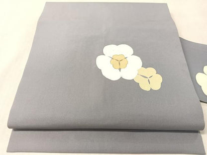 平和屋着物●塩瀬　九寸名古屋帯　舞花文　金彩　正絹　逸品　CABL6344vp