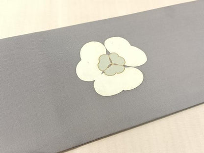 平和屋着物●塩瀬　九寸名古屋帯　舞花文　金彩　正絹　逸品　CABL6344vp