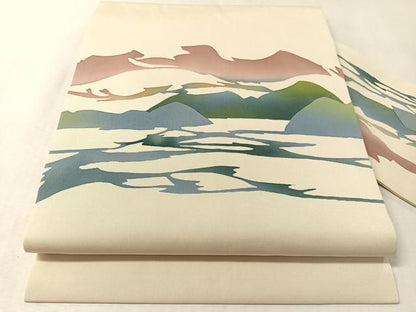 平和屋着物●塩瀬　九寸名古屋帯　ろうけつ染　風景シルエット　正絹　逸品　CABL6359vp