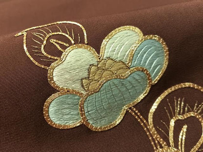 平和屋着物●塩瀬　九寸名古屋帯　総刺繍　駒刺繍　草花文　金糸　正絹　逸品　CABL6364vp