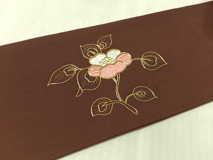 平和屋着物●塩瀬　九寸名古屋帯　総刺繍　駒刺繍　草花文　金糸　正絹　逸品　CABL6364vp